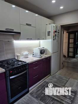 Дом 174м², 2-этажный, участок 10 сот.  