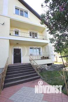 Дом 264м², 4-этажный, участок 7 сот.  