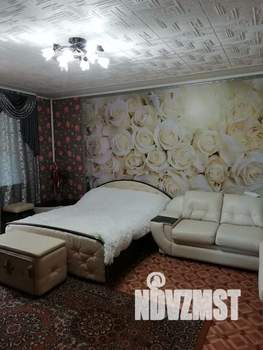 Коттедж 600м², 3-этажный, участок 10 сот.  