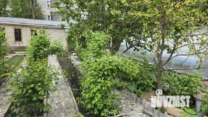 Дом 399м², 3-этажный, участок 15 сот.  