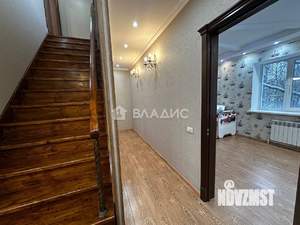 Дом 290м², 3-этажный, участок 14 сот.  