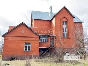 Коттедж 592м&sup2;, 2-этажный, участок 12 сот.  