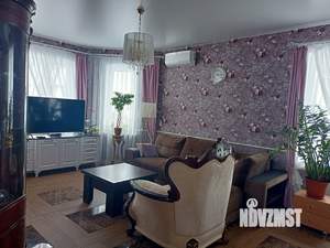 Коттедж 186м², 3-этажный, участок 15 сот.  