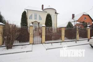 Коттедж 315м&sup2;, 3-этажный, участок 11 сот.  