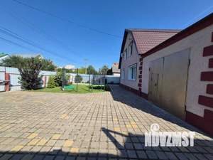 Дом 174м², 2-этажный, участок 10 сот.  