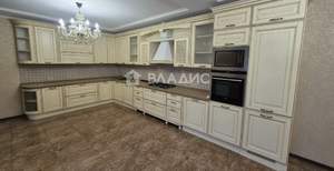 Дом 300м², 2-этажный, участок 9 сот.  