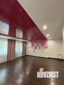 Дом 410м², 3-этажный, участок 13 сот.  