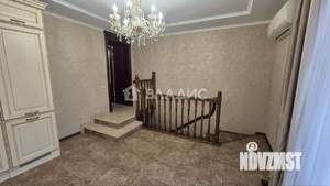 Дом 300м², 2-этажный, участок 9 сот.  