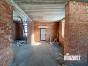 Дом 174м², 2-этажный, участок 9 сот.  