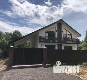 Дом 130м&sup2;, 2-этажный, участок 6 сот.  