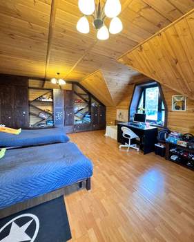 Дом 140м², 2-этажный, участок 26 сот.  