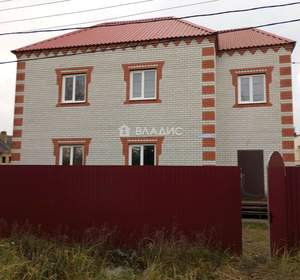 Дом 270м², 3-этажный, участок 8 сот.  