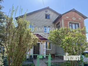 Дом 220м², 2-этажный, участок 8 сот.  