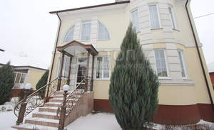 Дом 315м&sup2;, 3-этажный, участок 11 сот.  