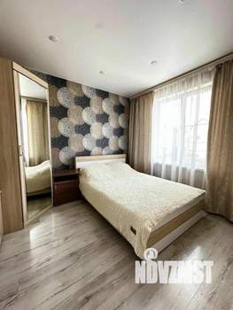 Дом 95м&sup2;, 2-этажный, участок 6 сот.  