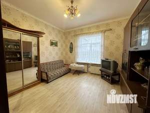 Дом 218м², 2-этажный, участок 12 сот.  