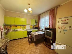 Дом 218м², 2-этажный, участок 12 сот.  