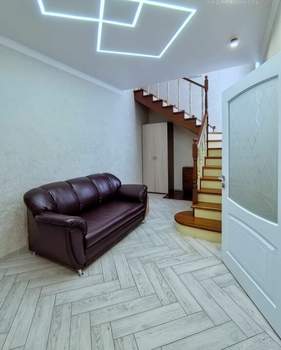 Дом 184м², 2-этажный, участок 7 сот.  