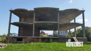 Коттедж 363м², 3-этажный, участок 13 сот.  