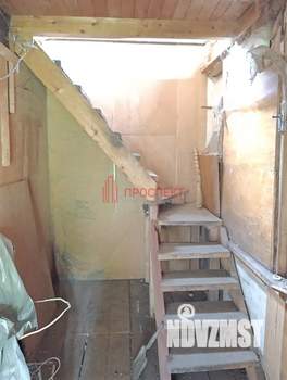 Дом 50м², 2-этажный, участок 6 сот.  