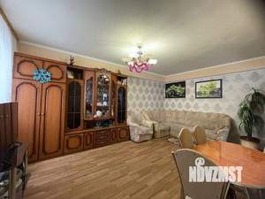 Таунхаус 100м&sup2;, 3-этажный, участок 2 сот.  