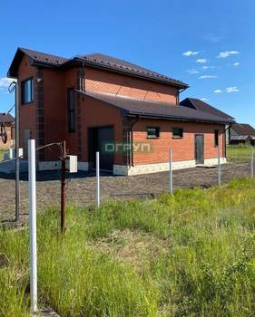 Дом 155м², 2-этажный, участок 10 сот.  