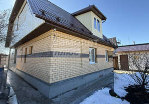 Дом 142м², 2-этажный, участок 4 сот.  