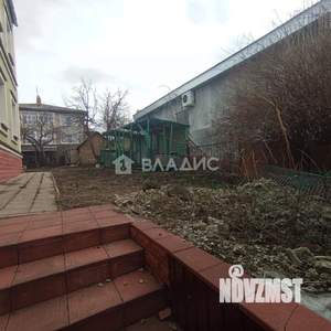 Дом 280м², 3-этажный, участок 6 сот.  