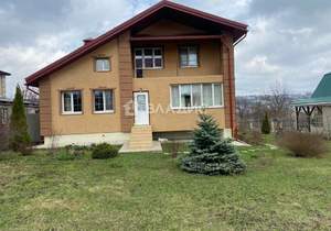 Дом 217м², 2-этажный, участок 10 сот.  