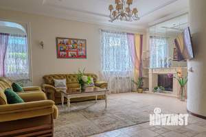 Коттедж 300м², 2-этажный, участок 15 сот.  