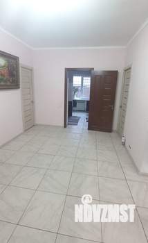 Дом 300м², 2-этажный, участок 9 сот.  