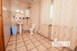 Коттедж 600м², 3-этажный, участок 10 сот.  