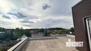 Дом 224м², 3-этажный, участок 8 сот.  