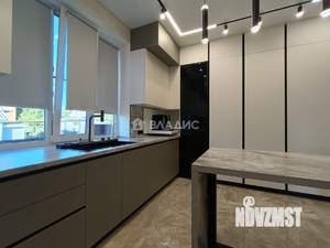 Дом 170м², 2-этажный, участок 6 сот.  