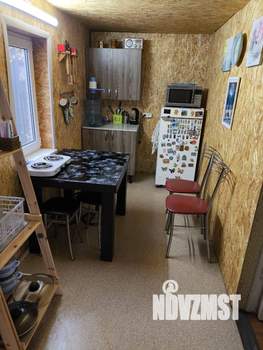 Дом 50м², 2-этажный, участок 6 сот.  