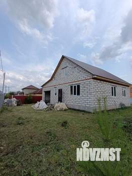 Дом 140м², 2-этажный, участок 10 сот.  