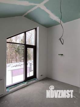 Коттедж 167м&sup2;, 2-этажный, участок 8 сот.  