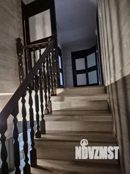 Дом 174м², 2-этажный, участок 10 сот.  