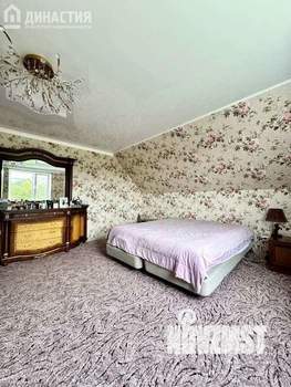 Коттедж 298м², 3-этажный, участок 7 сот.  