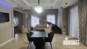 Дом 265м², 2-этажный, участок 10 сот.  