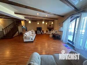 Дом 340м², 2-этажный, участок 19 сот.  