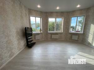 Дом 214м², 2-этажный, участок 7 сот.  