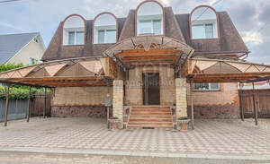 Дом 333м², 2-этажный, участок 15 сот.  