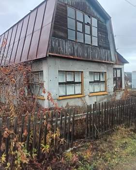 Дом 40м², 2-этажный, участок 4 сот.  