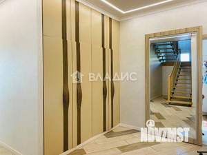 Дом 500м², 2-этажный, участок 11 сот.  