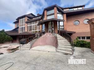 Дом 596м², 4-этажный, участок 20 сот.  