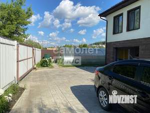 Дом 304м², 2-этажный, участок 15 сот.  