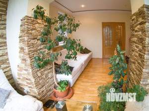 Дом 390м&sup2;, 3-этажный, участок 19 сот.  