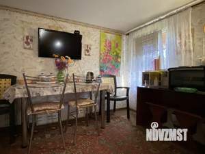 Дом 30м², 2-этажный, участок 6 сот.  