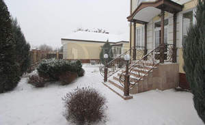 Дом 315м&sup2;, 3-этажный, участок 11 сот.  